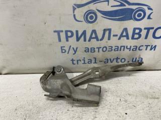 Петля капота правая Mazda 3 2003-2009 Б/У Петля капота правая Mazda 3 2003-2009
