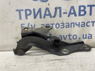 Петля капота правая Avensis 2002-2010 T25 1.8 бензин 1ZZFE