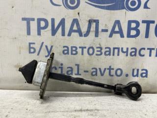 Ограничитель двери передний правый 3 2003-2009 BK 1.6 бензин Z6