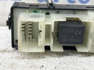 Кнопка стеклоподъемника Prado 2002-2009 J120 3.0 Diesel 1KDFTV