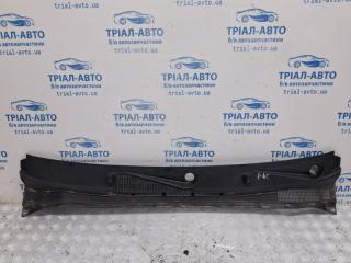 Дефлектор дворников Nissan Pathfinder 2004-2014 Б/У Дефлектор дворников Nissan Pathfinder 2004-2014