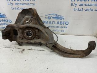 Кулак поворотный правый со ступицей Nissan Pathfinder R51 2.5 Diesel YD25DDTI