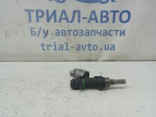 Фото запчасти форсунка топливная Nissan Tiida 2004-2014 Б/У запчасть Запчасть форсунка топливная Nissan Tiida 2004-2014