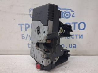 Фото запчасти замок двери задний правый Renault Trafic 2001-2014 Б/У запчасть Запчасть замок двери задний правый Renault Trafic 2001-2014