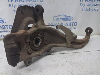 Кулак поворотный правый со ступицей Navara 2004-2015 D40 2.5 Diesel YD25DDTI