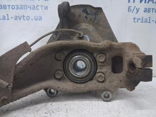 Кулак поворотный левый со ступицей Navara 2004-2015 D40 2.5 Diesel YD25DDTI