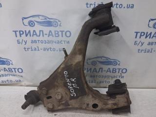 Рычаг передний нижний правый Kia Sorento 2002-2011 Б/У Рычаг передний нижний правый Kia Sorento 2002-2011