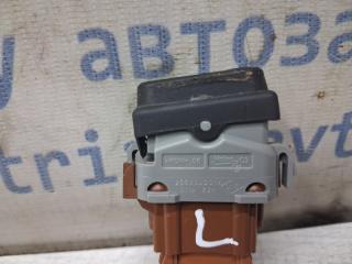 Кнопка подогрева левая Qashqai 2006-2013 J10 1.6 diesel R9M