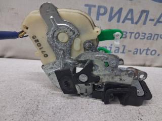 Замок двери задний правый Kia Sorento BL 2.5 diesel D4CB