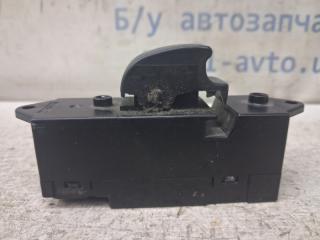 Кнопка стеклоподъемника передняя правая Mitsubishi Lancer 9 1.6 бензин 4G18