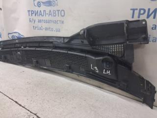 Жабо под лобовое стекло (пластик) левое Lancer 2003-2009 9 1.6 бензин 4G18