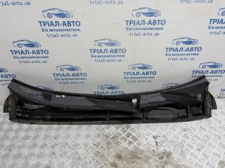 Дефлектор дворников Toyota RAV 4 2005-2016 Б/У Дефлектор дворников Toyota RAV 4 2005-2016