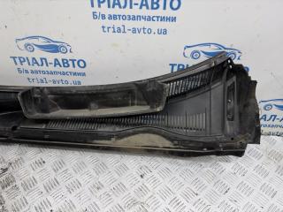 Дефлектор дворников RAV 4 2005-2016 A30 2.2 diesel 2ADFHV