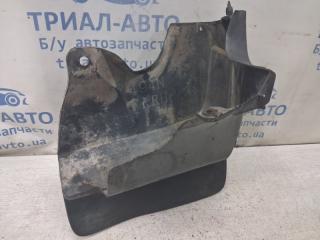 Брызговик передний правый Toyota Prado 120 4.0