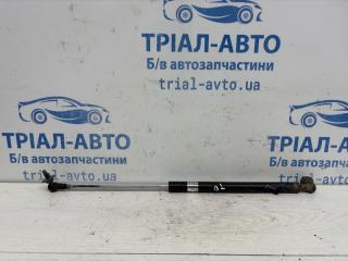 Амортизатор капота Toyota Prado 2002-2009 Б/У Амортизатор капота Toyota Prado 2002-2009