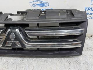 Решетка радиатора Mitsubishi Pajero Wagon 4 3.2 Дизель 4M41