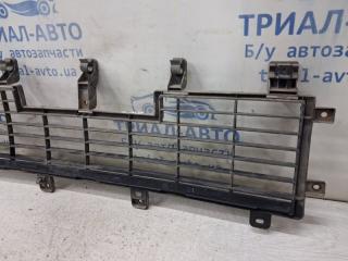 Решетка бампера центральная передняя Pajero Wagon 2006-2022 4 3.2 Дизель 4M41