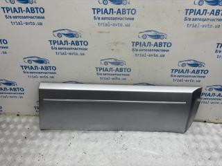 Накладка двери передняя правая Mitsubishi Pajero Wagon 2006-2022 Б/У Накладка двери передняя правая Mitsubishi Pajero Wagon 2006-2022