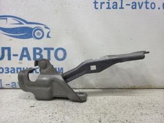Петля капота правая Mazda CX 7 2006-2012 Б/У Петля капота правая Mazda CX 7 2006-2012