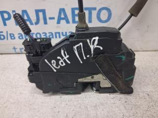 Замок двери передний правый Leaf 2017-