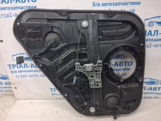 Стеклоподъемник задний правый Tucson 2015-2021 TL 1.7 diesel D4FD