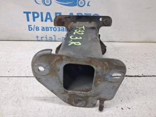 Кронштейн усилителя заднего бампера правый X-Trail 2014-2021 T32 1.6 diesel R9M