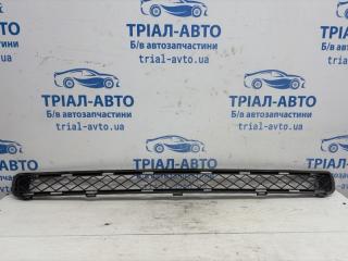 Решетка бампера центральная Toyota RAV 4 2005-2016 Б/У Решетка бампера центральная Toyota RAV 4 2005-2016
