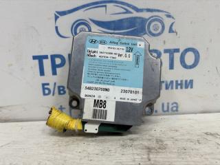 Фото запчасти блок управления airbag Hyundai Tucson 2004-2009 Б/У запчасть Запчасть блок управления airbag Hyundai Tucson 2004-2009